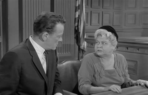 perry mason the case of the playboy pugilist|case of the prankish professor.